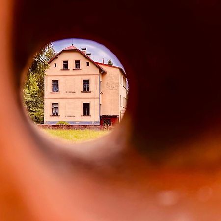 Chata Plechovka Česká Lípa Exteriör bild